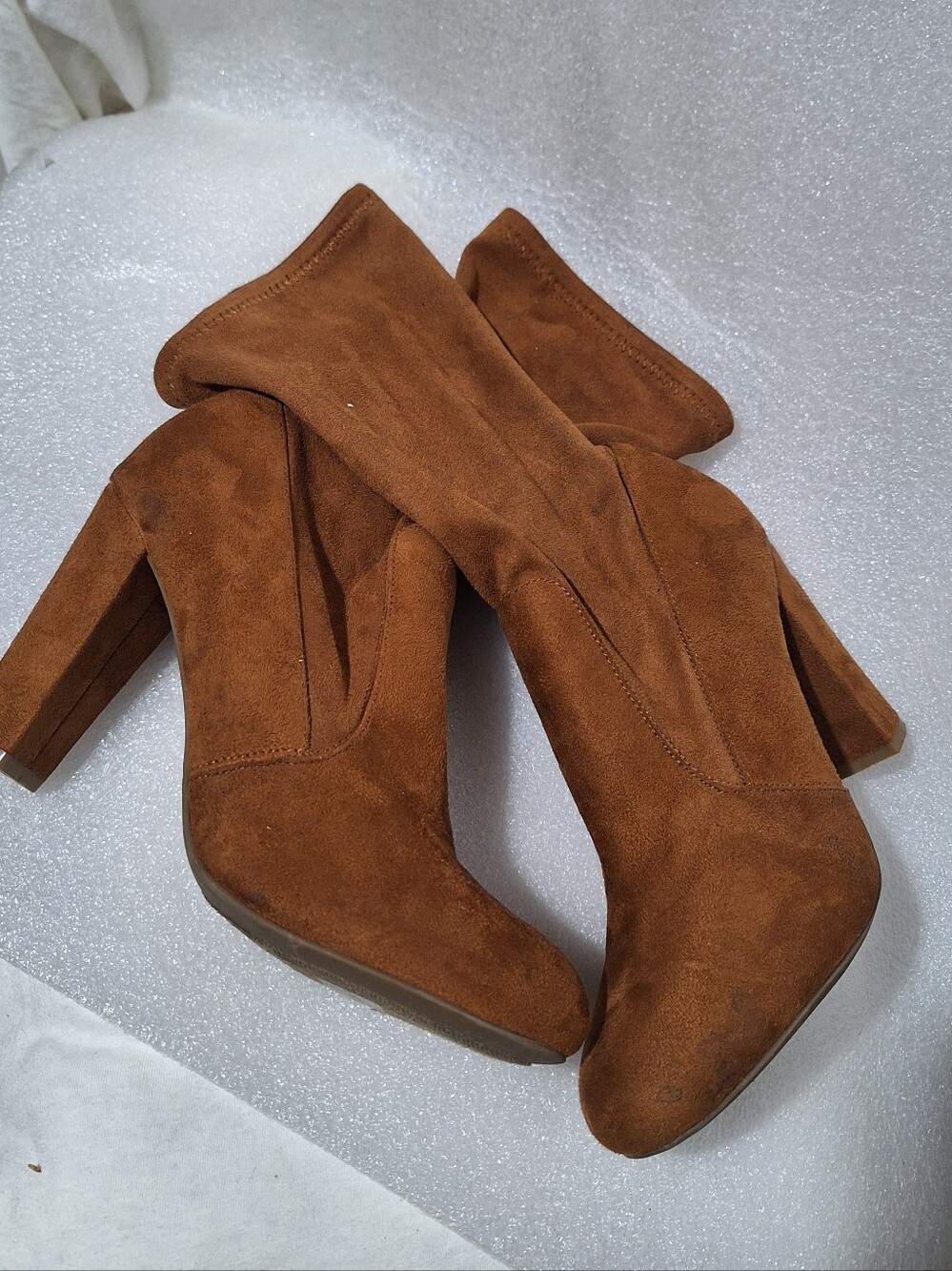 Rouge Helium Chestnut Brown Suede Block Heel Boots